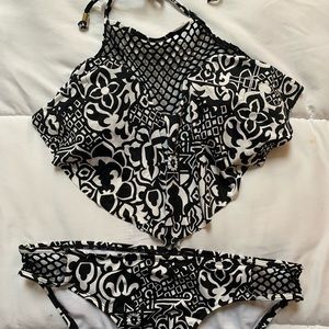Black and white women’s bikini set, mesh openings